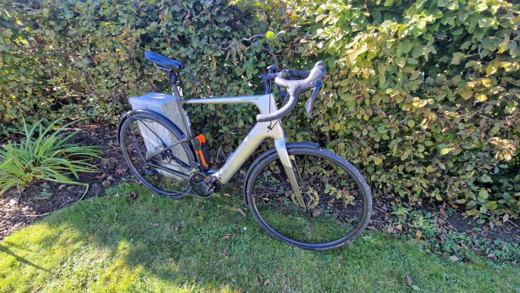 Das Cannondale Fahrrad von rechts